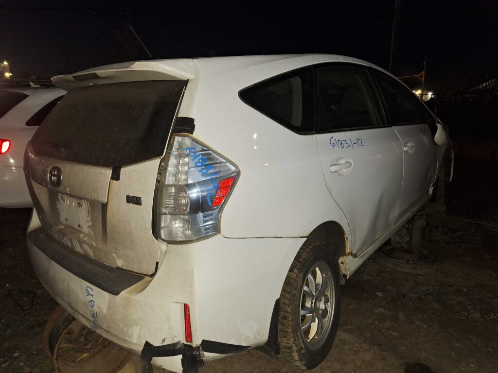TOYOTA PRIUS 2012