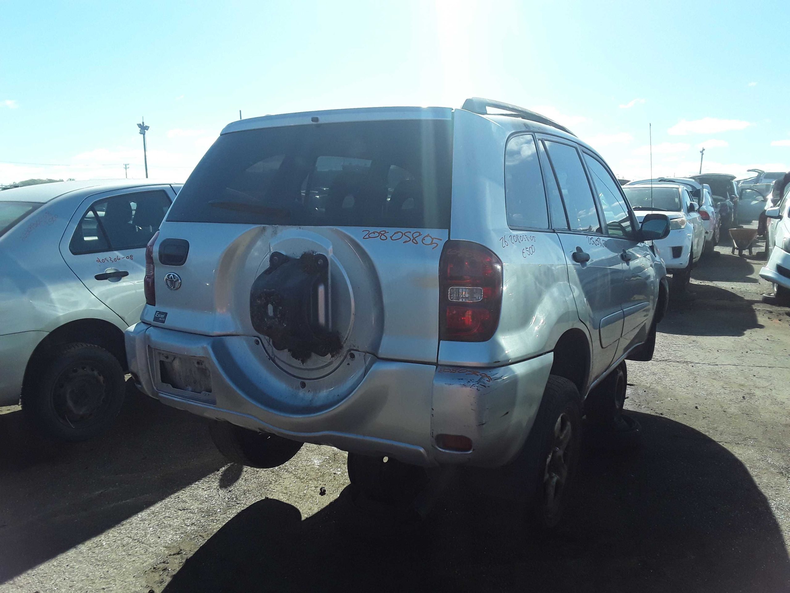 TOYOTA RAV4 2005