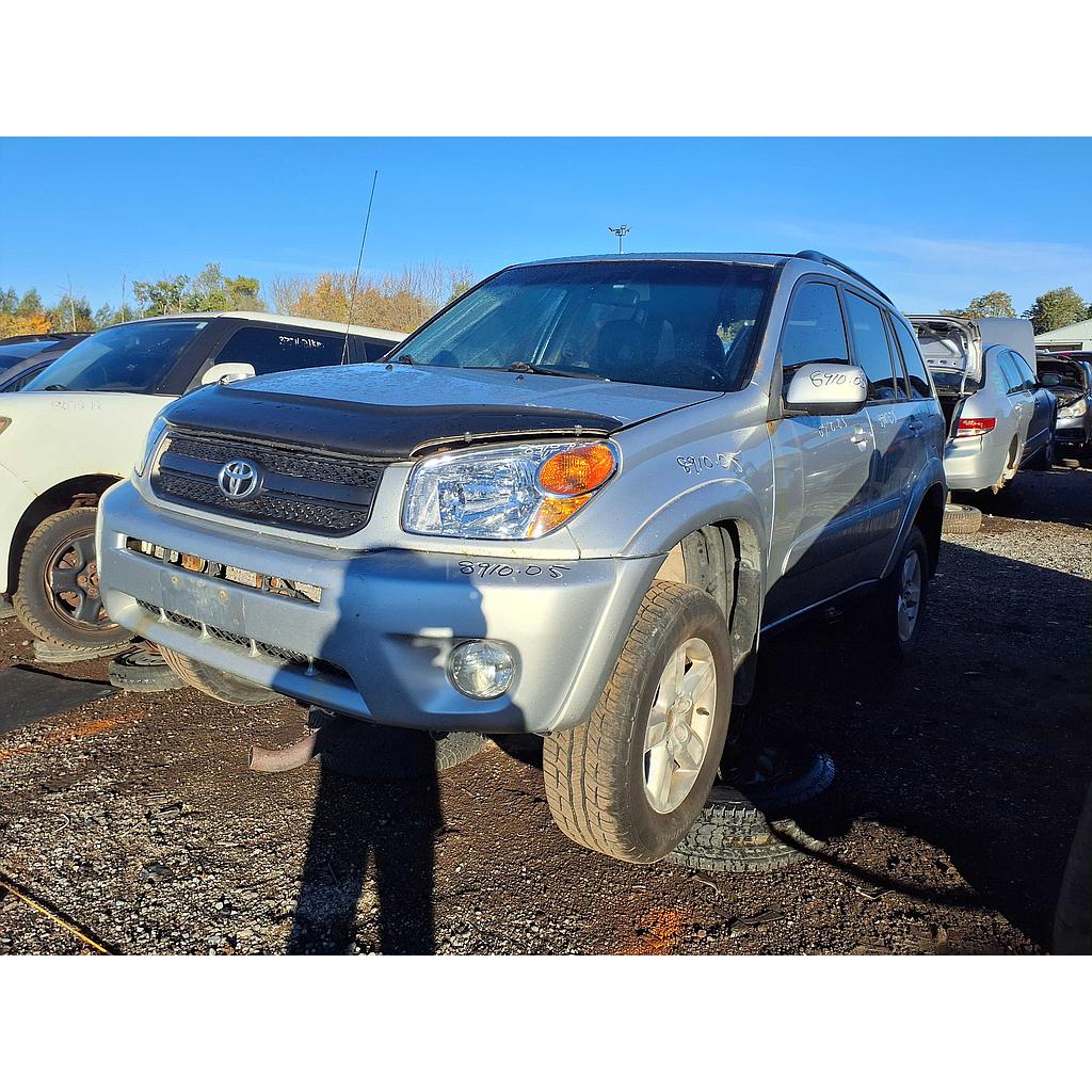 TOYOTA RAV4 2005
