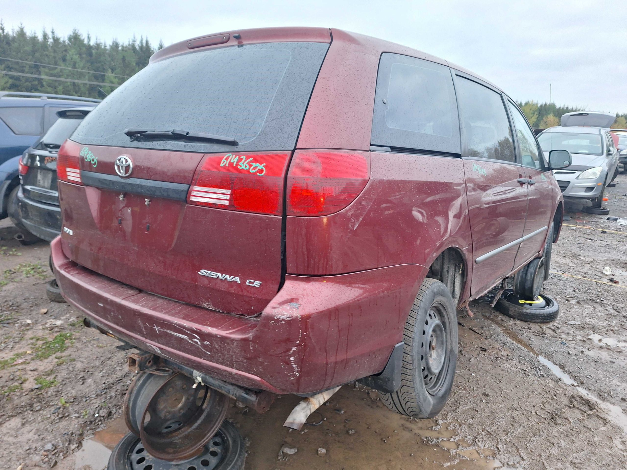 TOYOTA SIENNA 2005