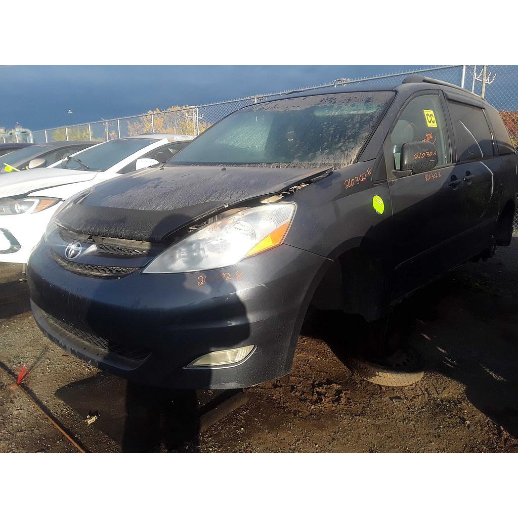 TOYOTA SIENNA 2008
