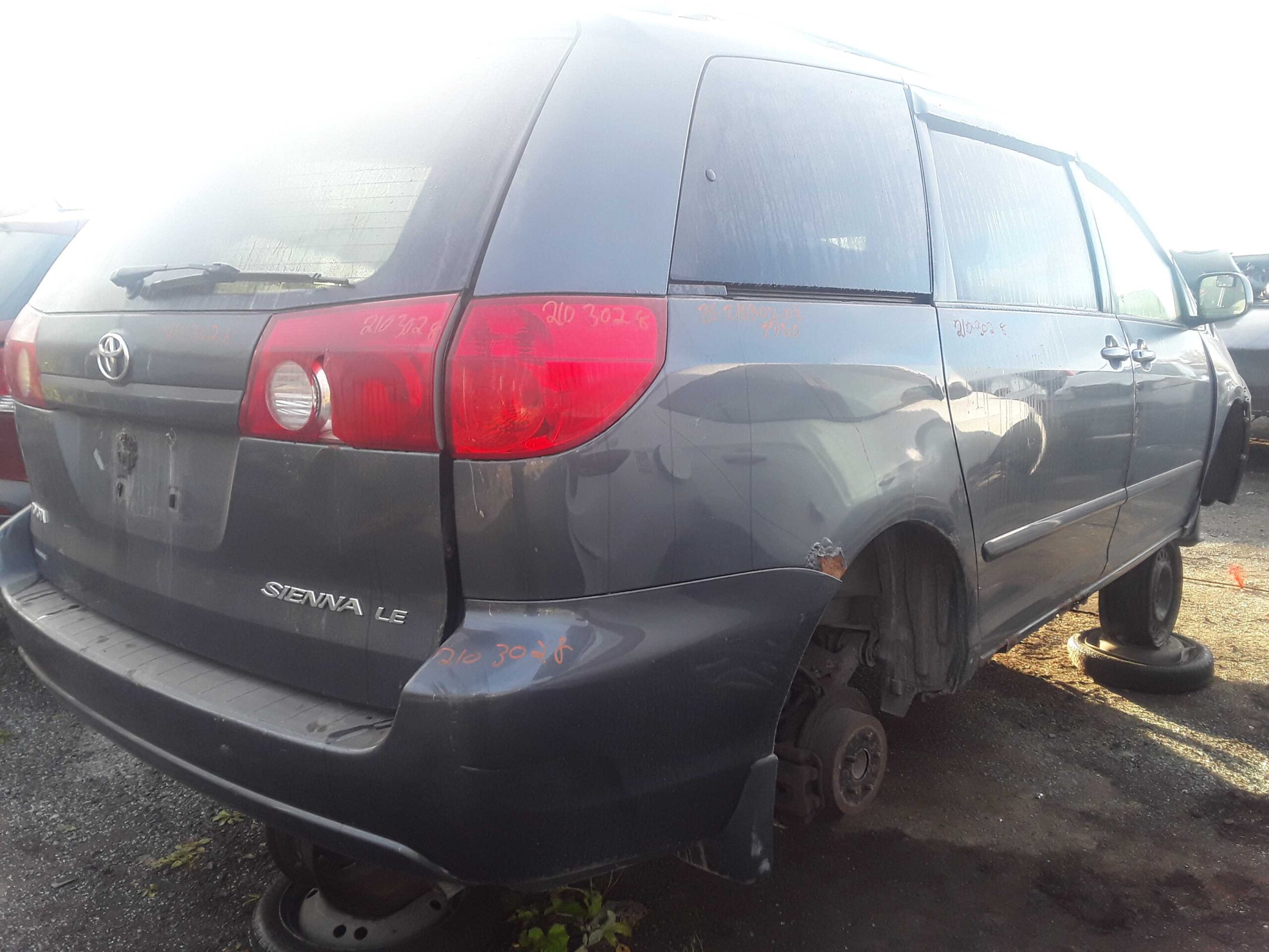 TOYOTA SIENNA 2008