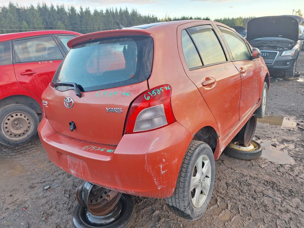 TOYOTA YARIS 2006