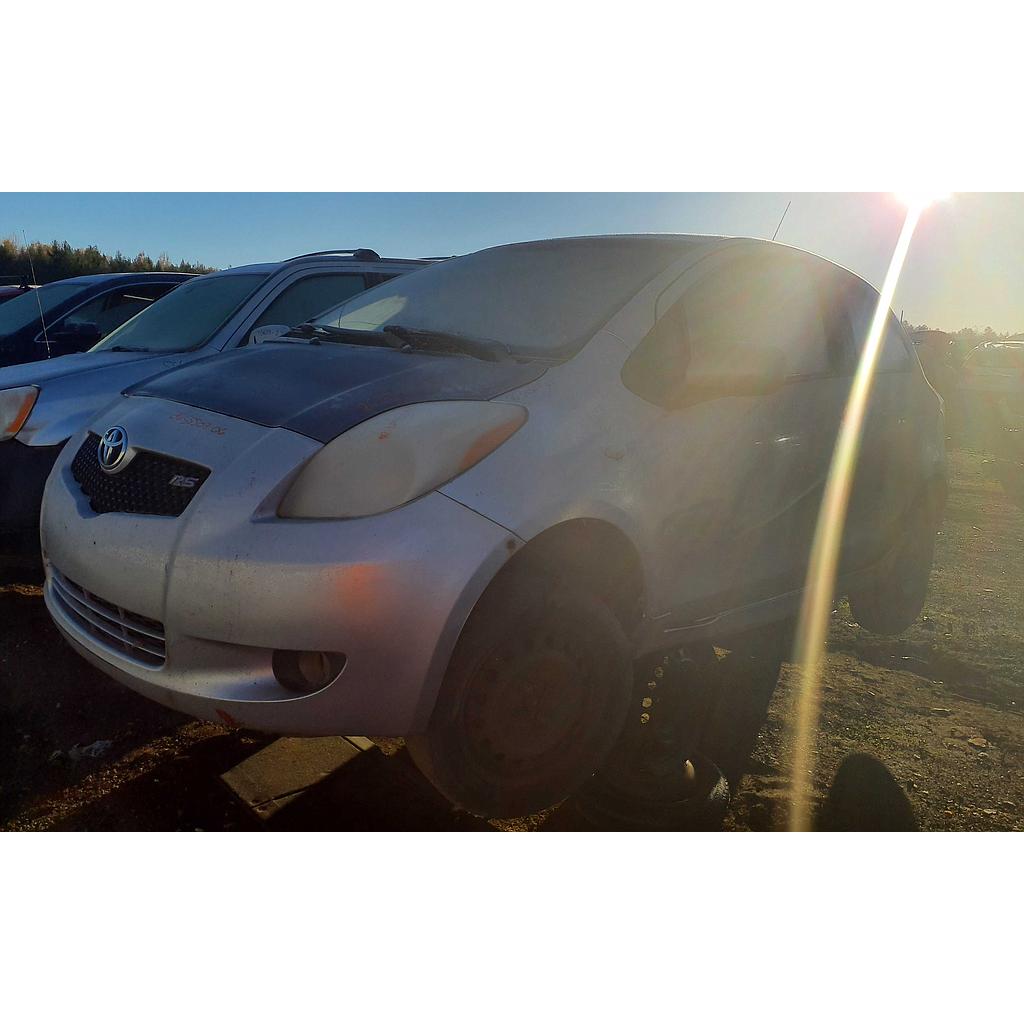 TOYOTA YARIS 2006