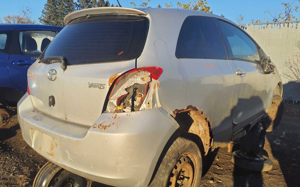 TOYOTA YARIS 2006