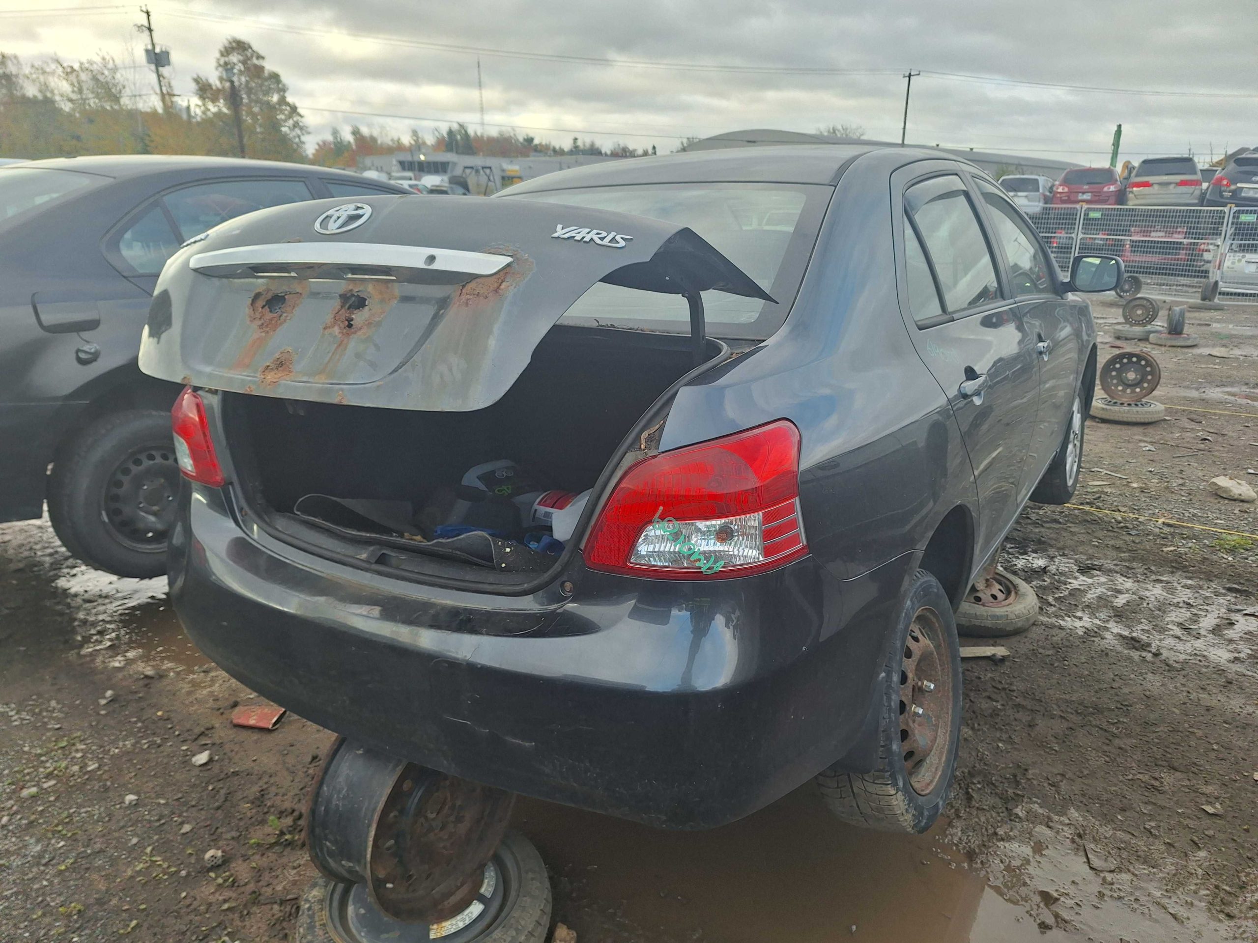 TOYOTA YARIS 2009