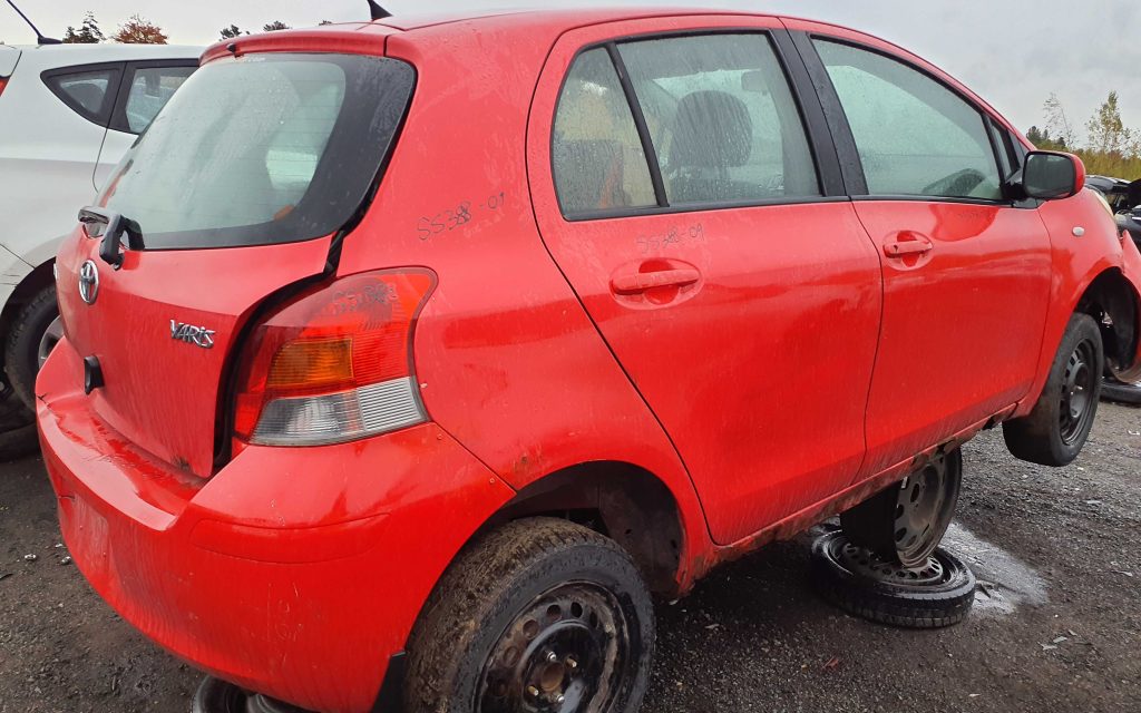 TOYOTA YARIS 2009