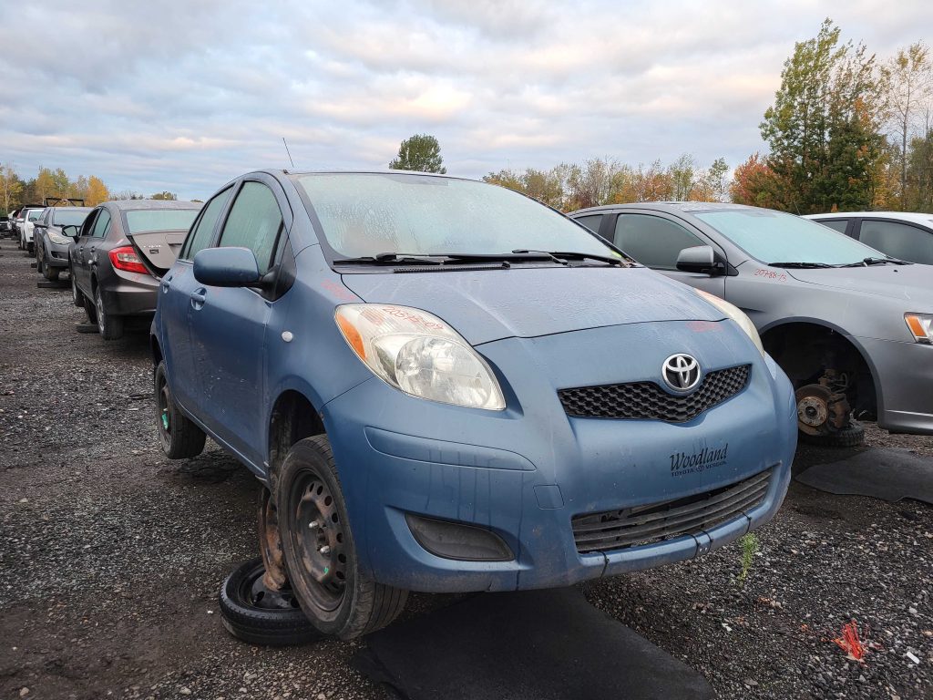 TOYOTA YARIS 2009