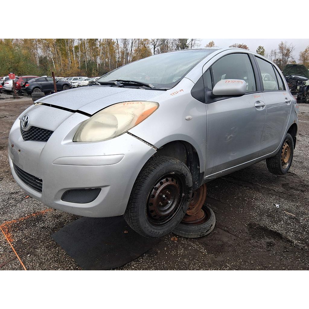 TOYOTA YARIS 2009