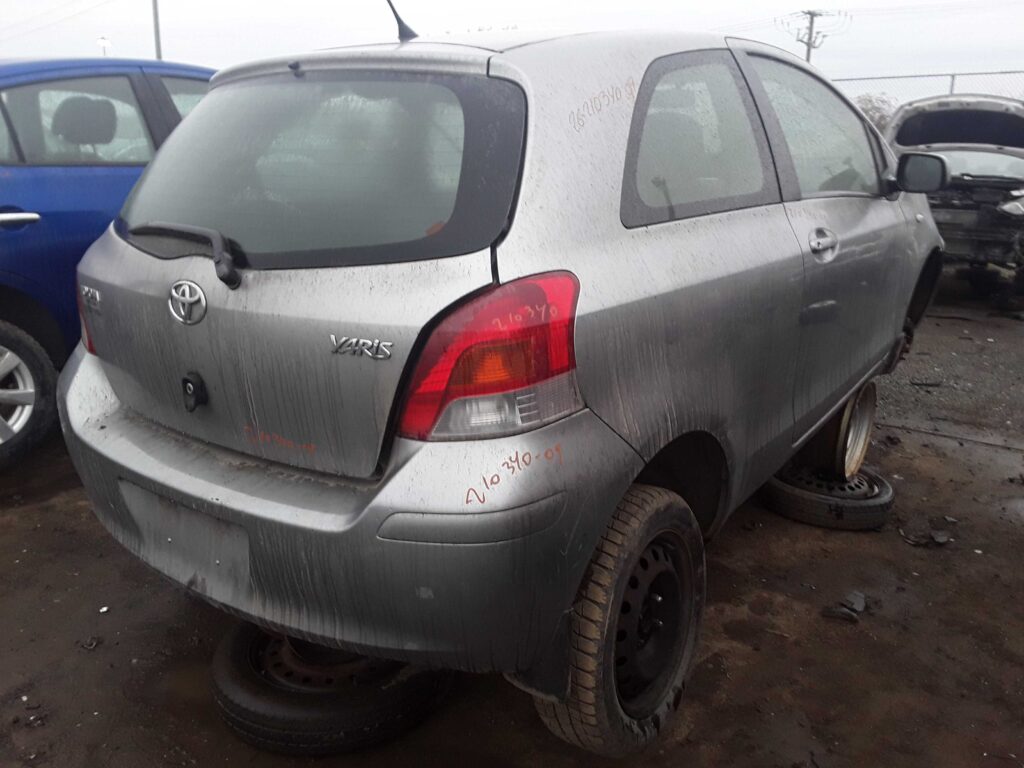 TOYOTA YARIS 2009