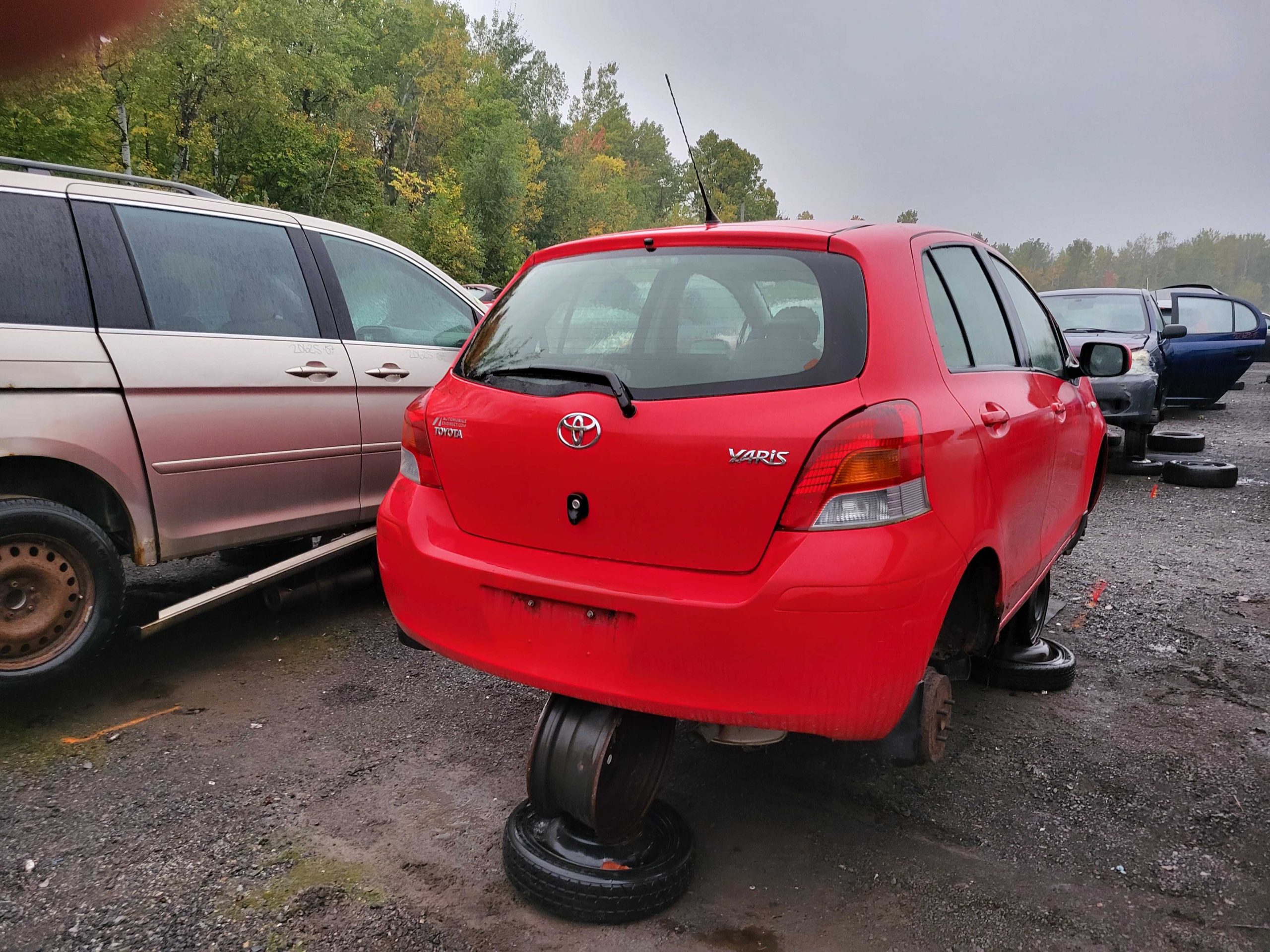 TOYOTA YARIS 2010