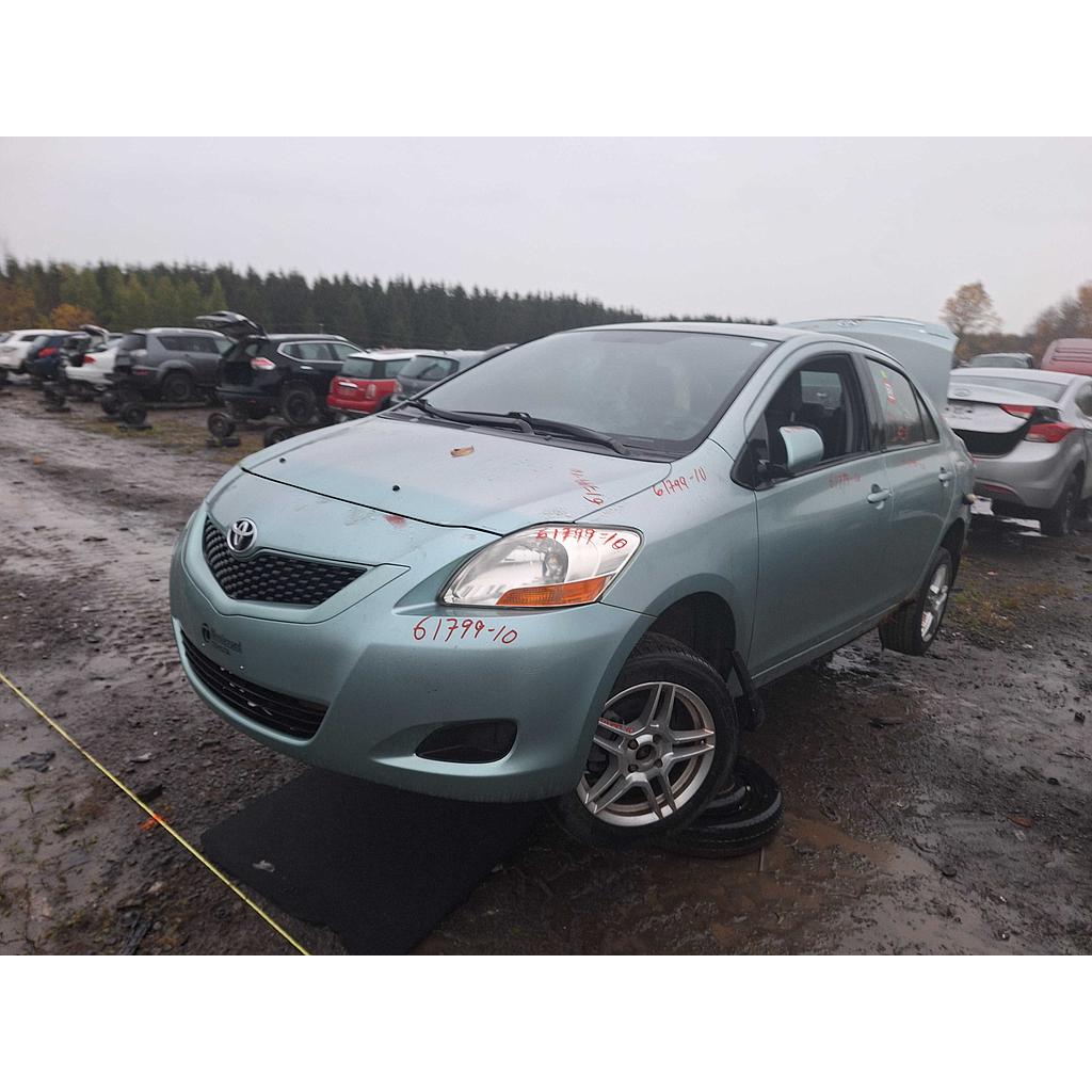 TOYOTA YARIS 2010