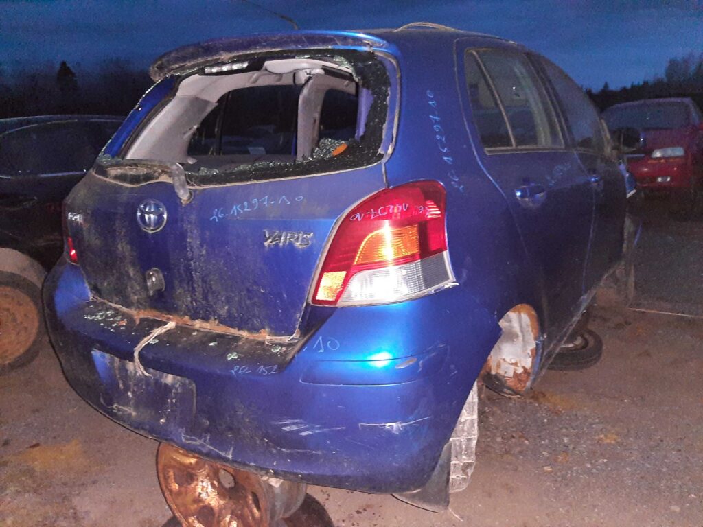 TOYOTA YARIS 2010