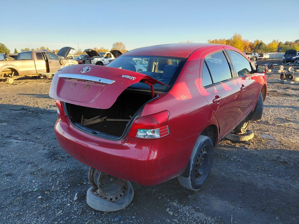 TOYOTA YARIS 2011