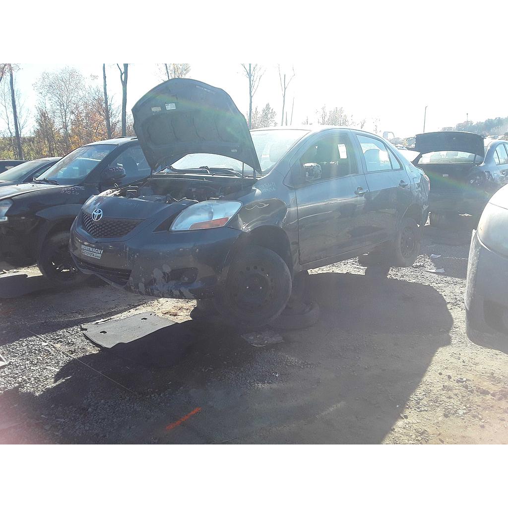 TOYOTA YARIS 2011