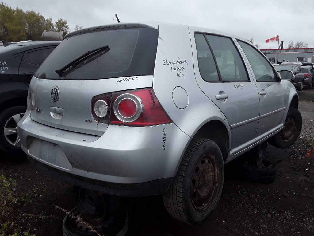 VOLKSWAGEN GOLF 2009