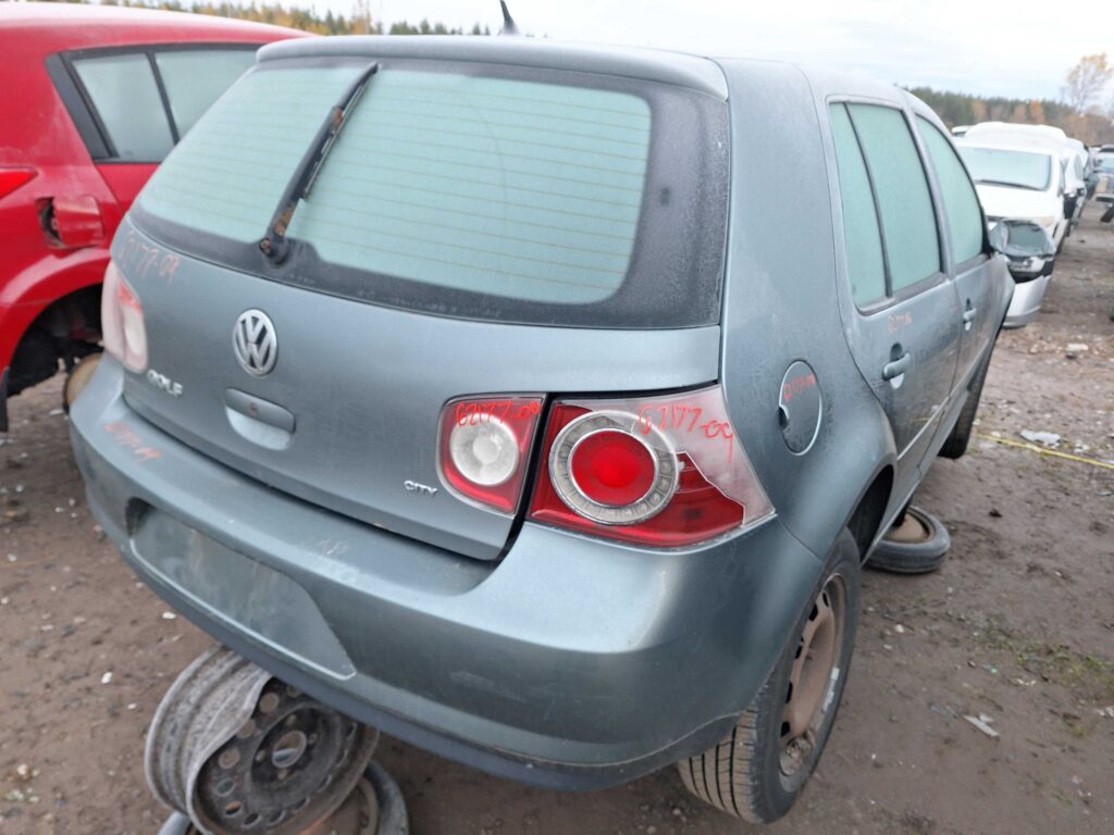VOLKSWAGEN GOLF 2009