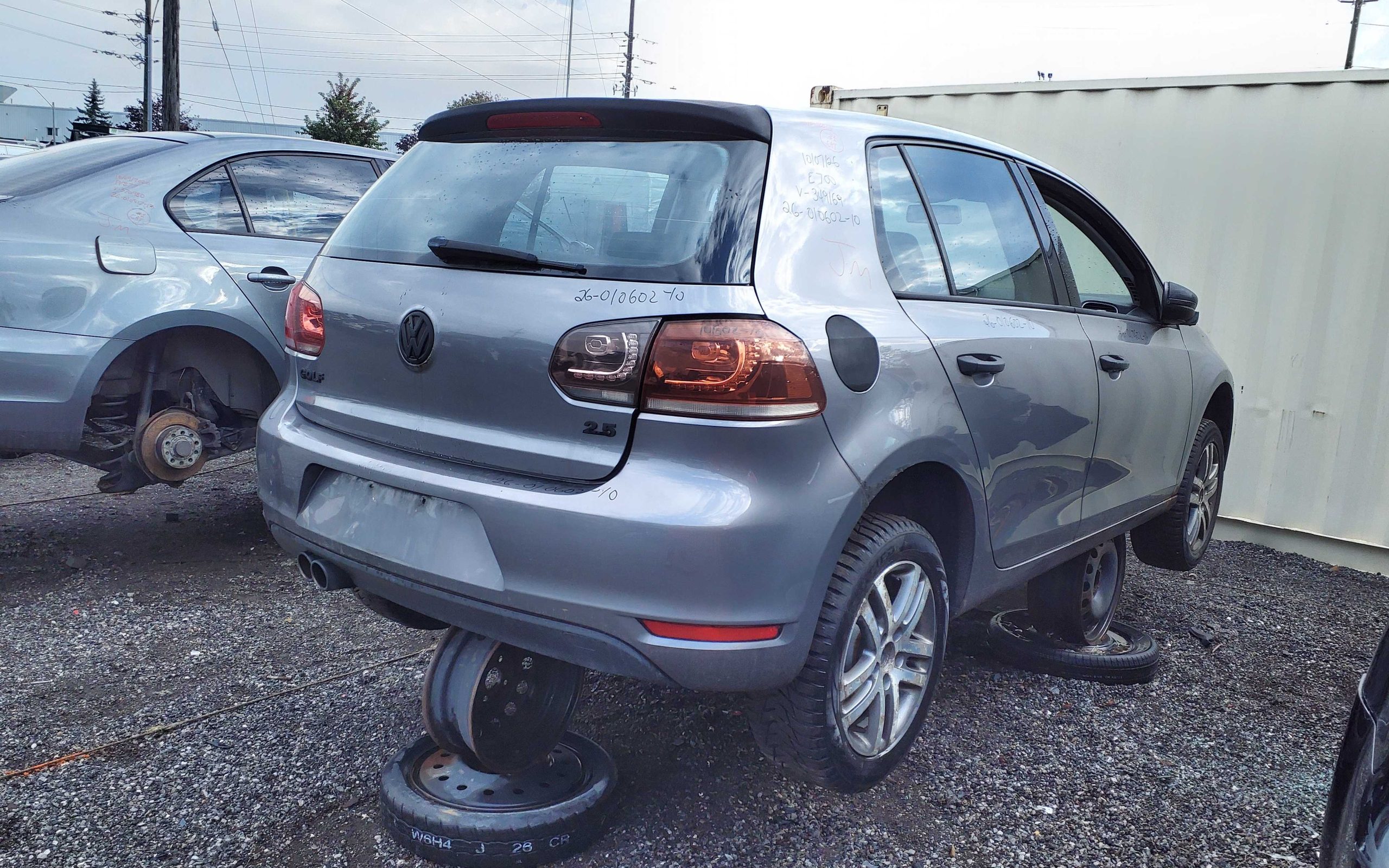 VOLKSWAGEN GOLF 2010