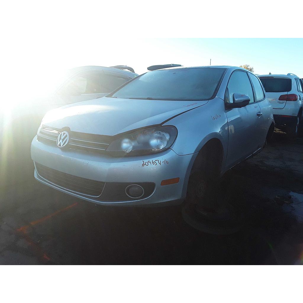 VOLKSWAGEN GOLF 2010