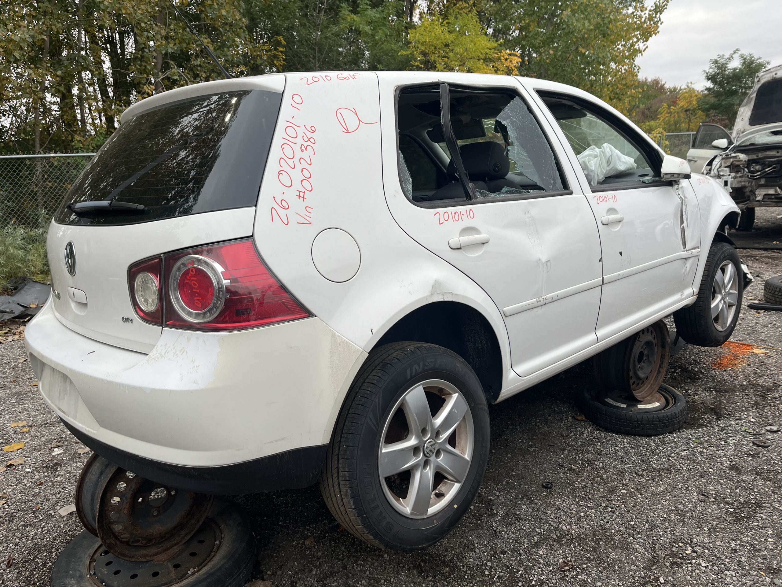VOLKSWAGEN GOLF 2010