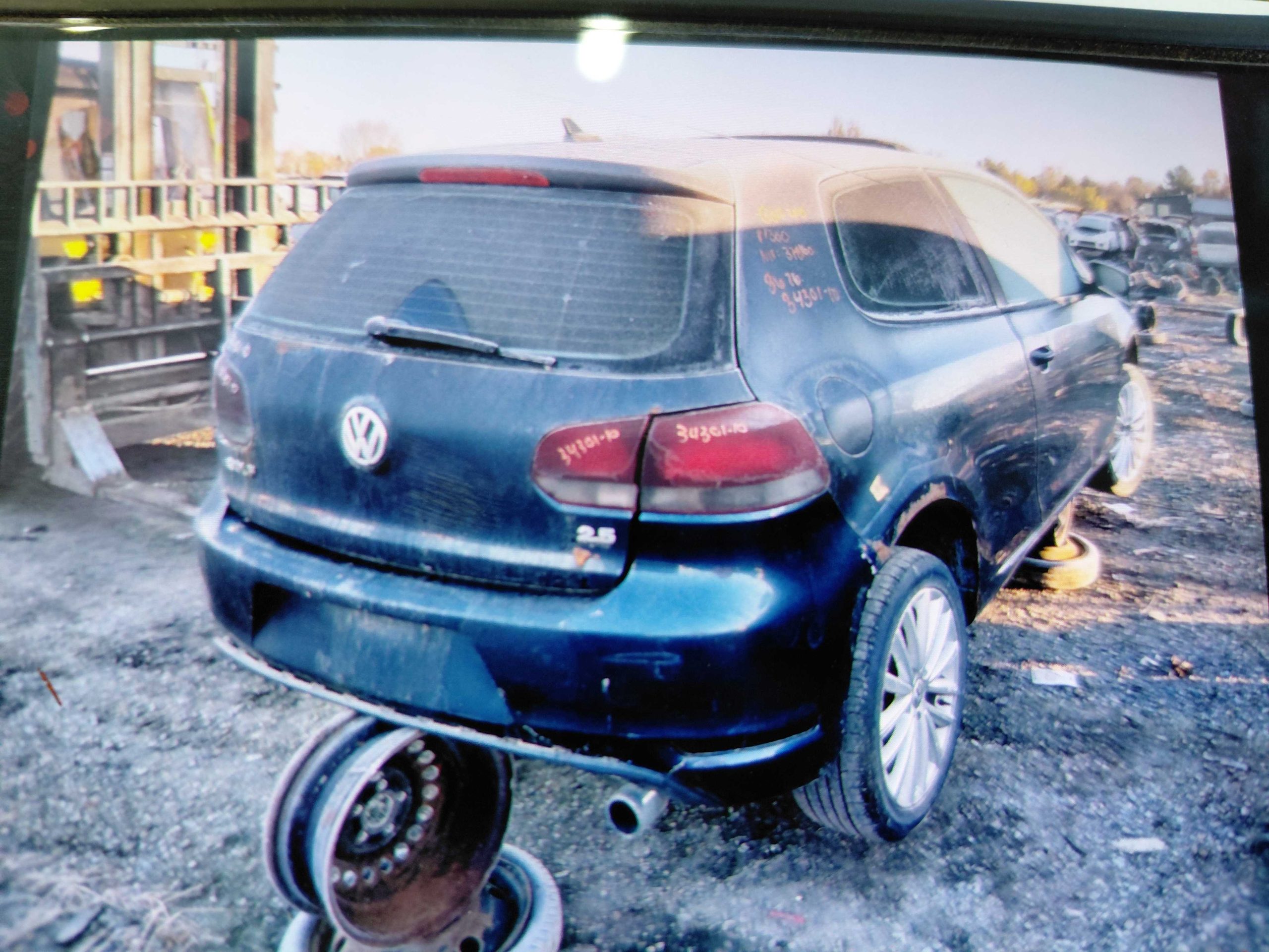 VOLKSWAGEN GOLF 2010