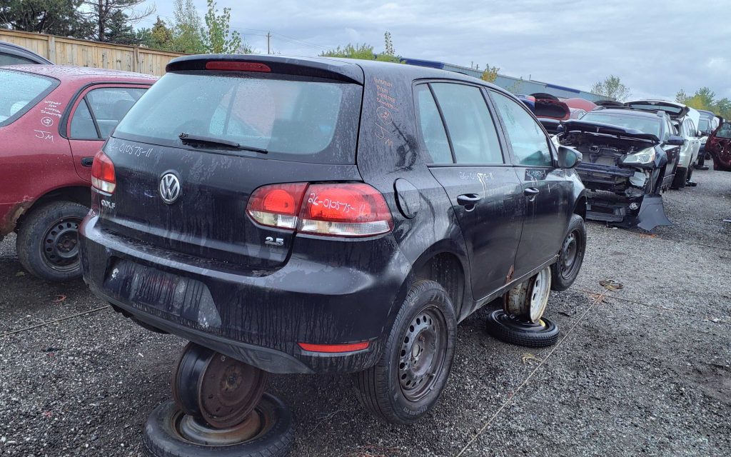 VOLKSWAGEN GOLF 2011