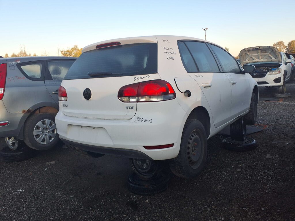 VOLKSWAGEN GOLF 2013