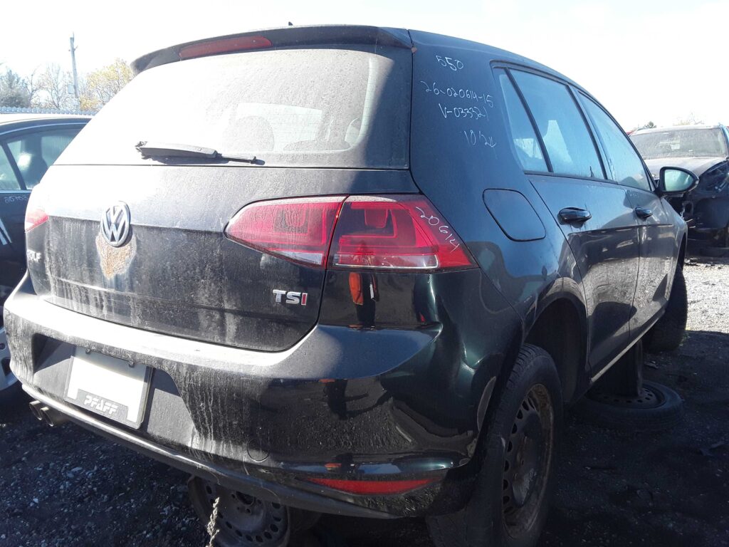 VOLKSWAGEN GOLF 2015
