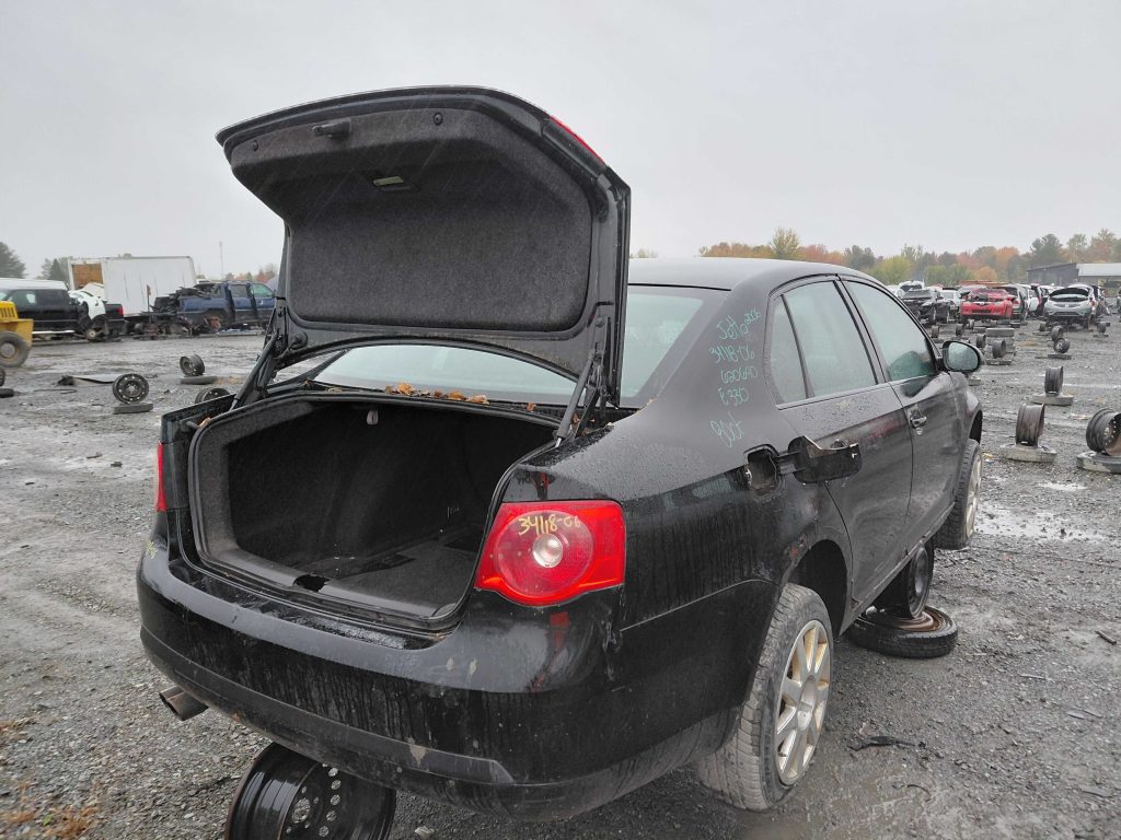 VOLKSWAGEN JETTA 2006