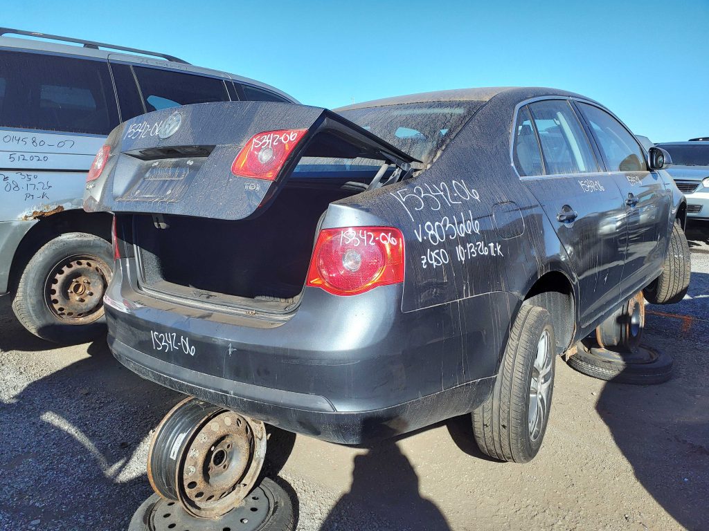 VOLKSWAGEN JETTA 2006