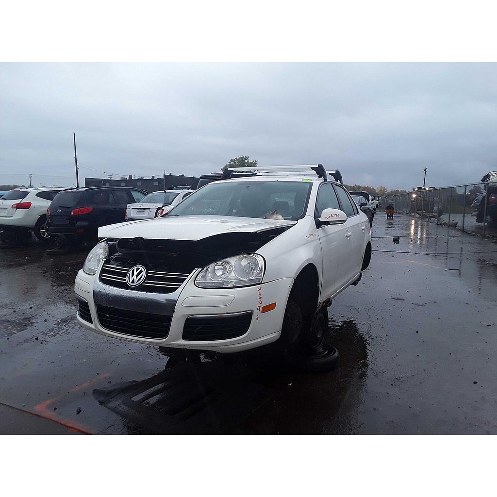 VOLKSWAGEN JETTA 2010