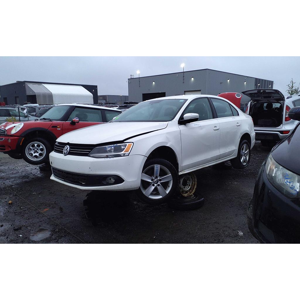 VOLKSWAGEN JETTA 2011