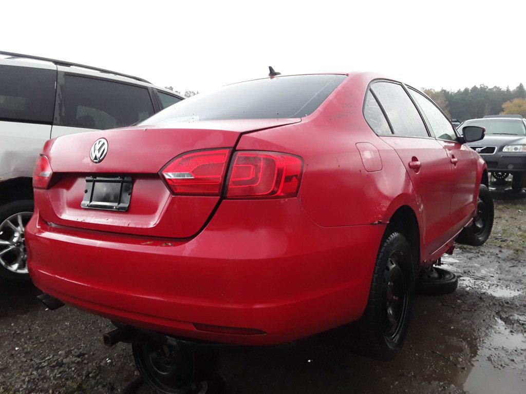 VOLKSWAGEN JETTA 2011