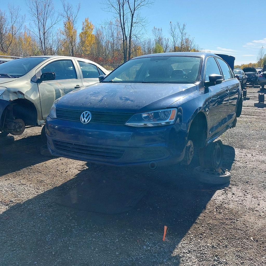 VOLKSWAGEN JETTA 2011