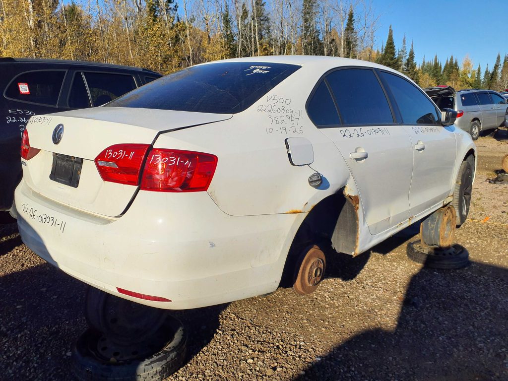 VOLKSWAGEN JETTA 2011