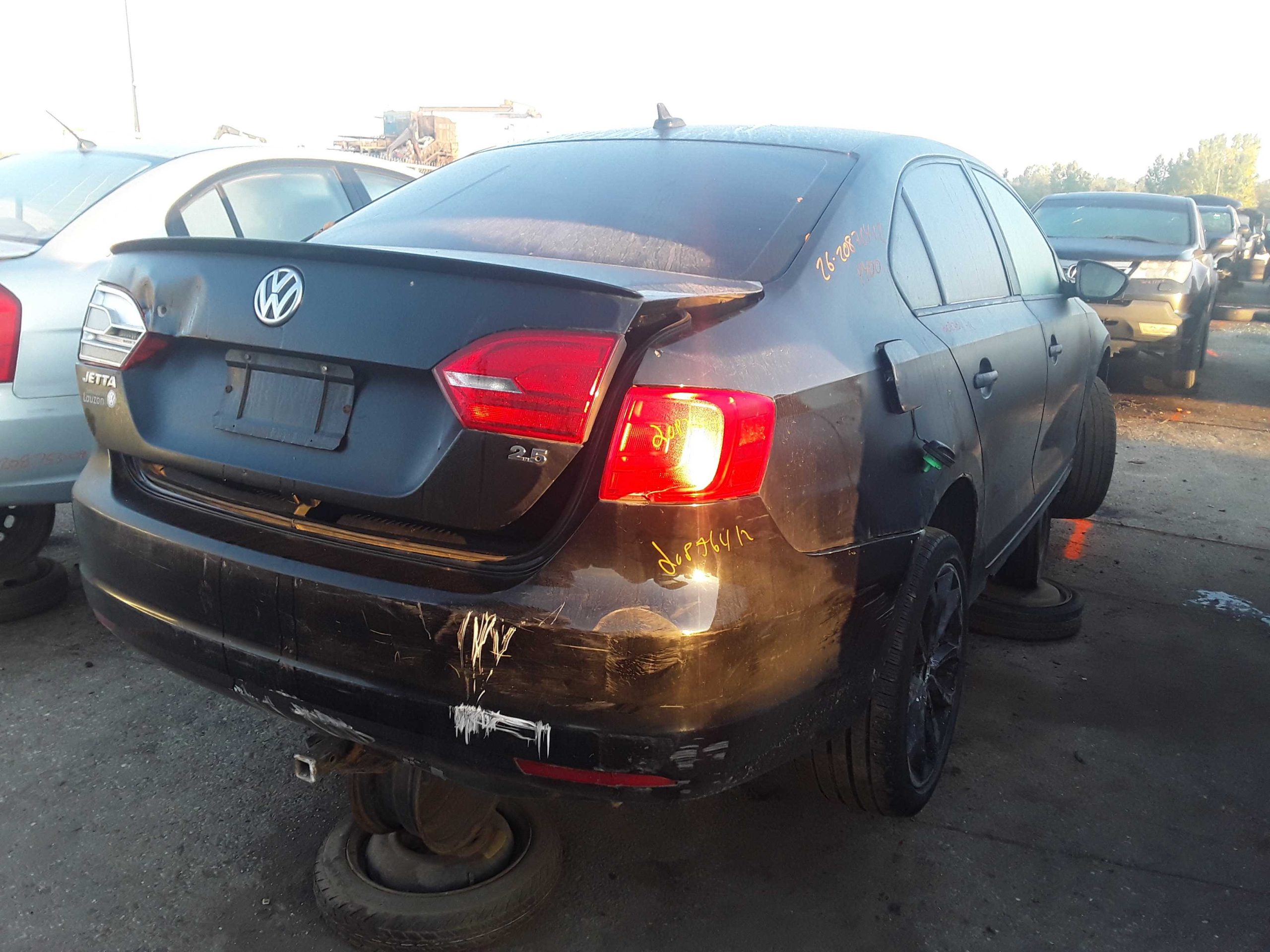 VOLKSWAGEN JETTA 2012
