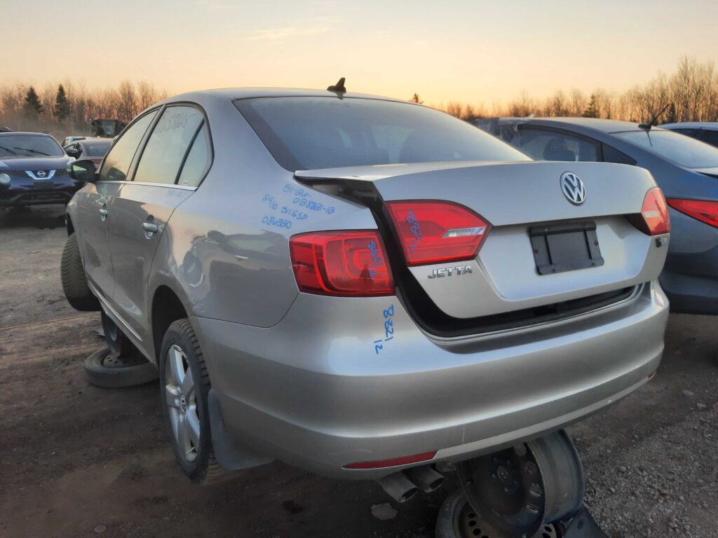 VOLKSWAGEN JETTA 2012