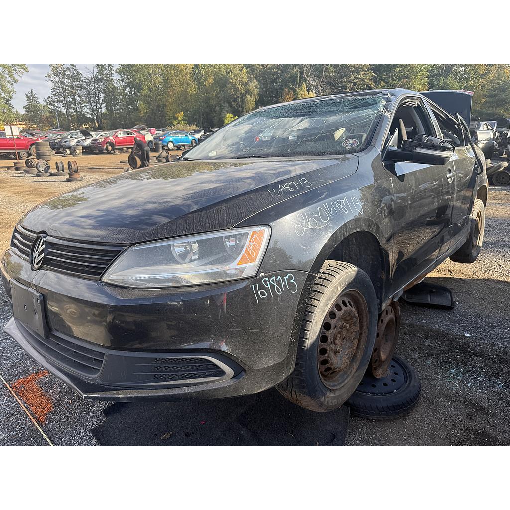 VOLKSWAGEN JETTA 2013