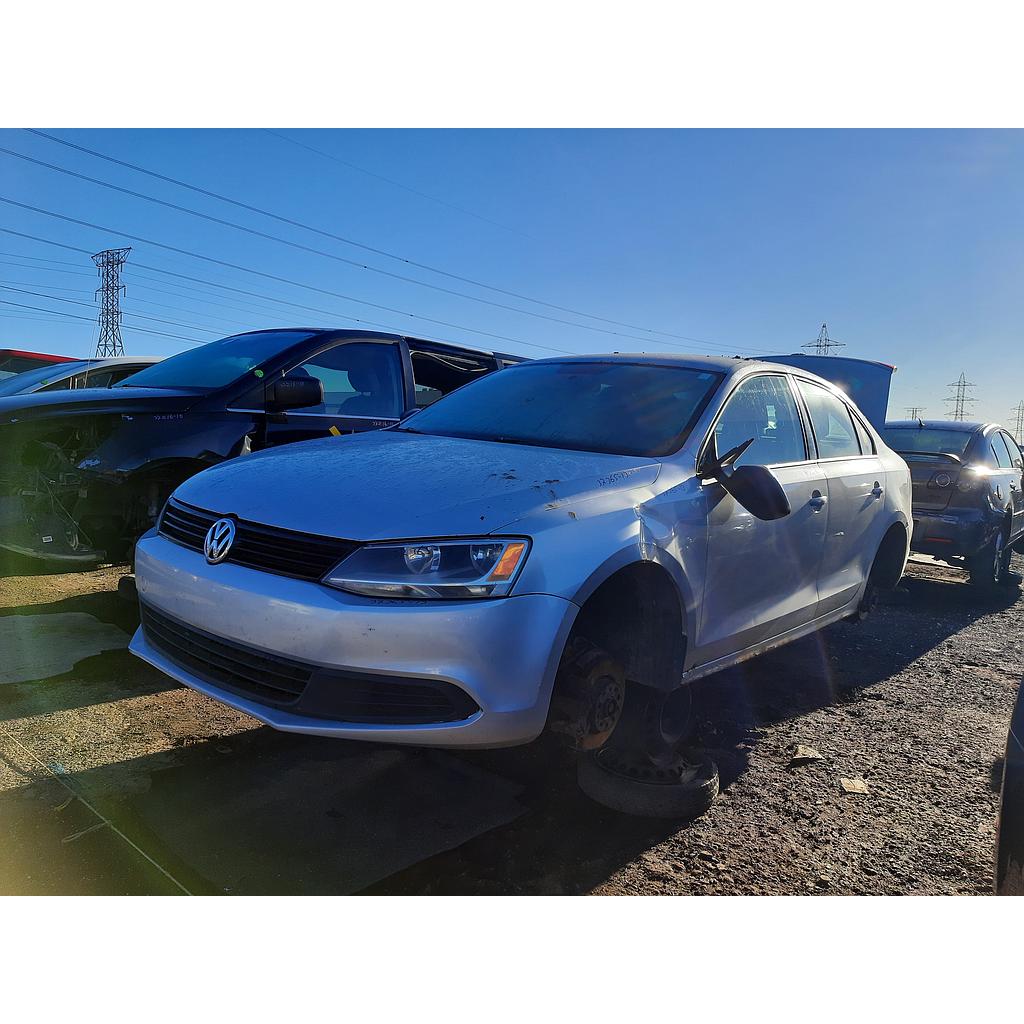 VOLKSWAGEN JETTA 2013