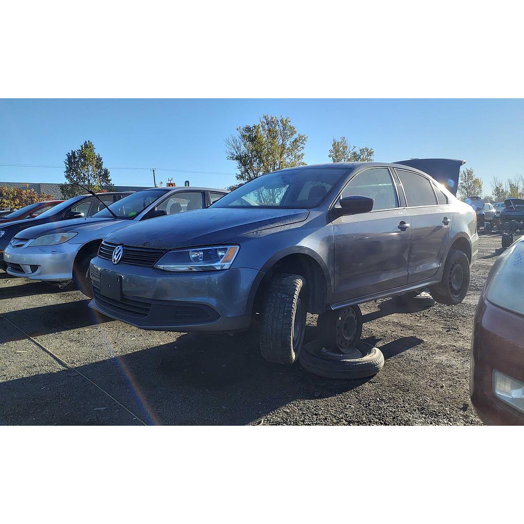 VOLKSWAGEN JETTA 2013