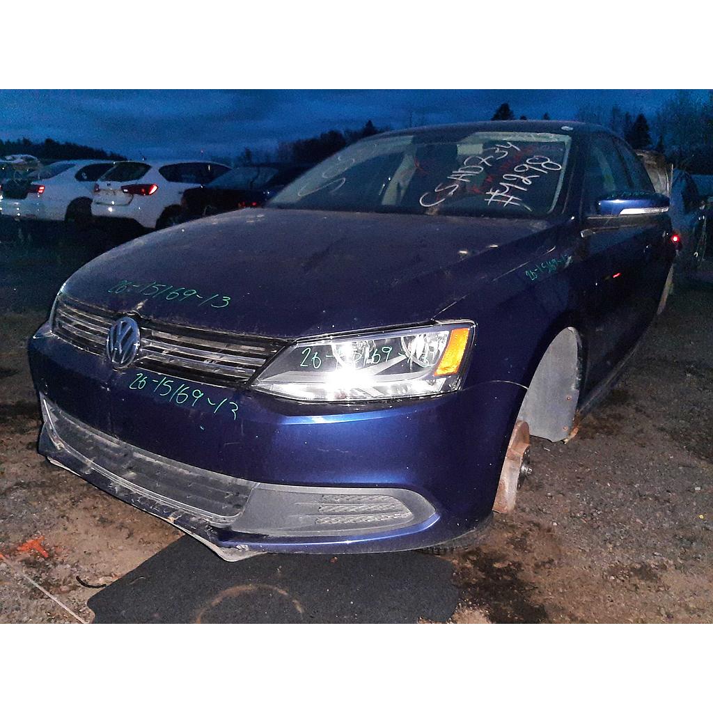 VOLKSWAGEN JETTA 2013