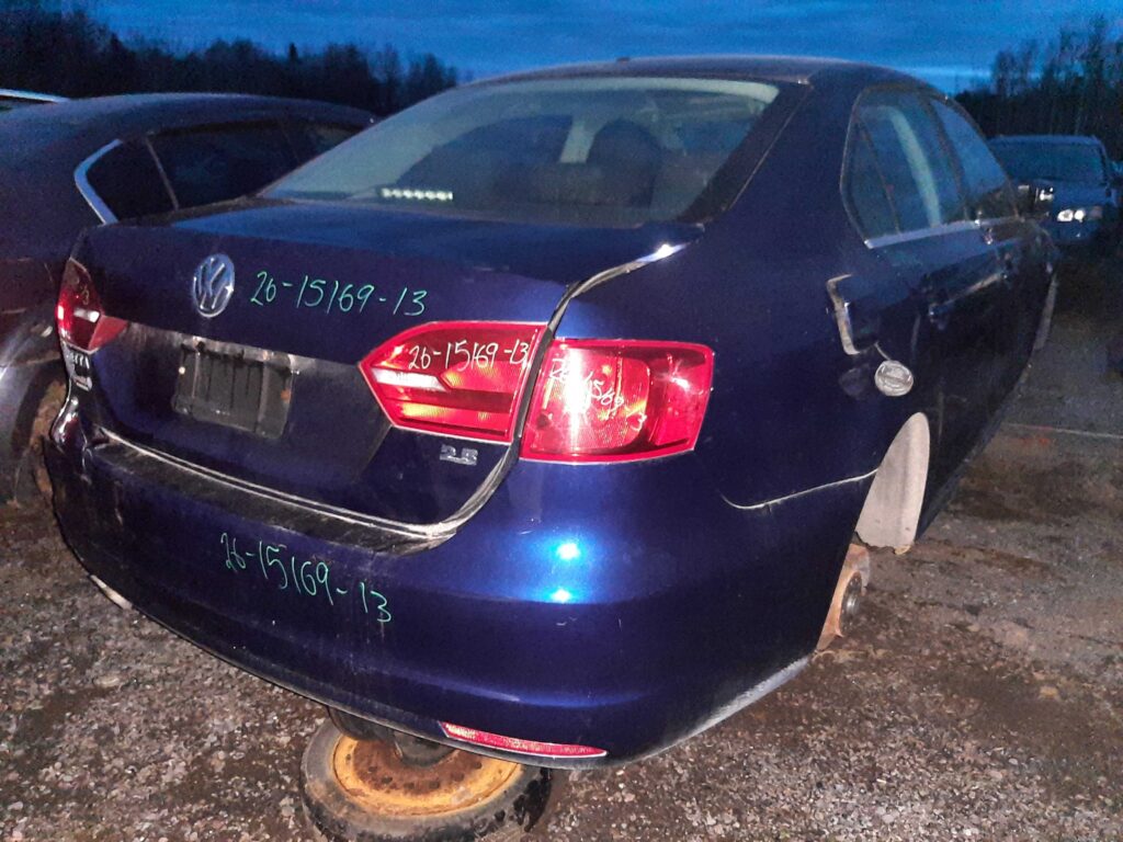 VOLKSWAGEN JETTA 2013