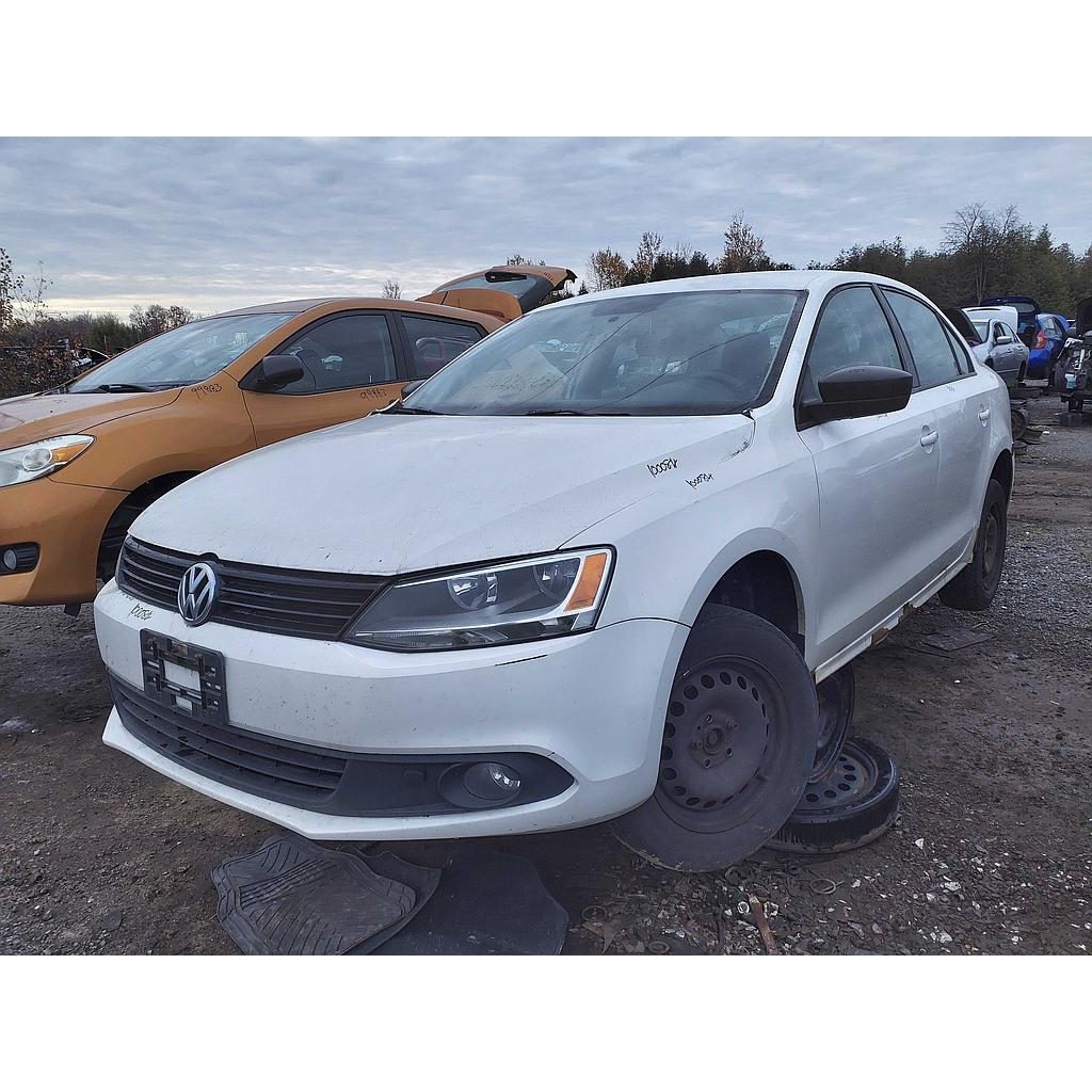 VOLKSWAGEN JETTA 2013