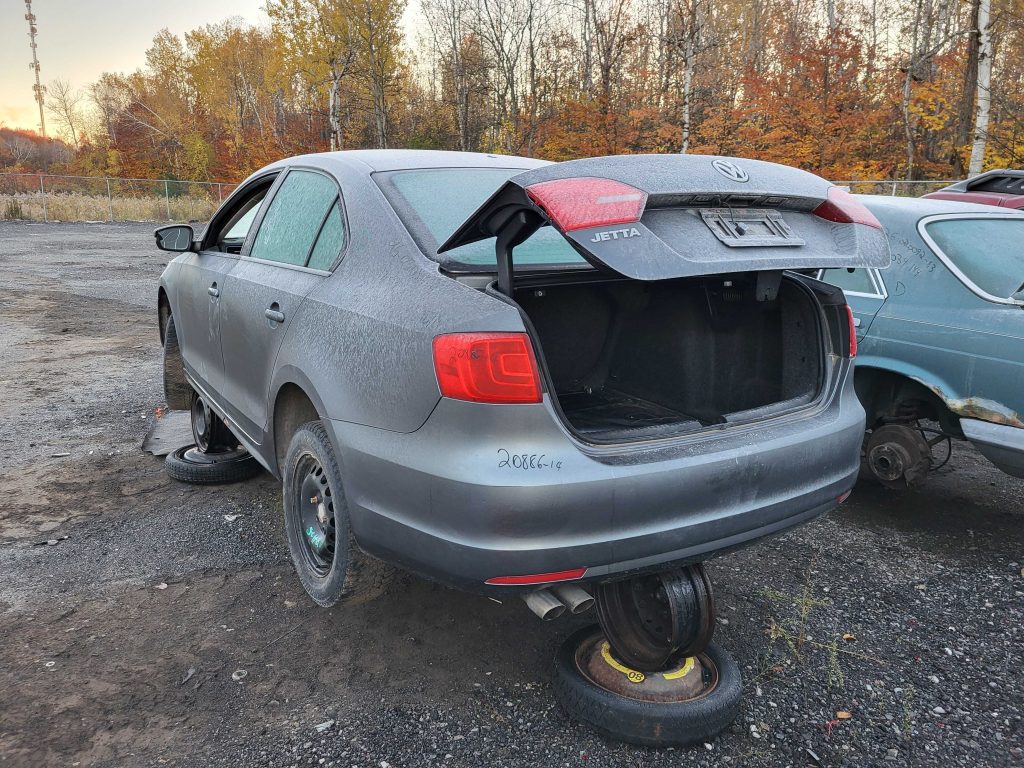 VOLKSWAGEN JETTA 2014