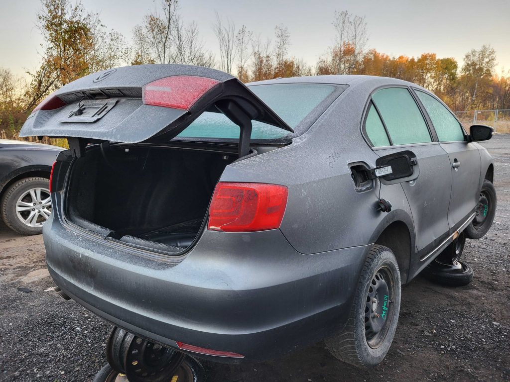 VOLKSWAGEN JETTA 2014
