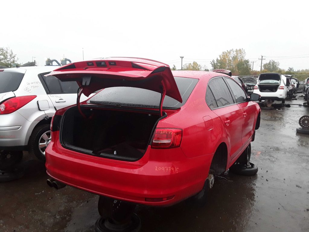 VOLKSWAGEN JETTA 2015