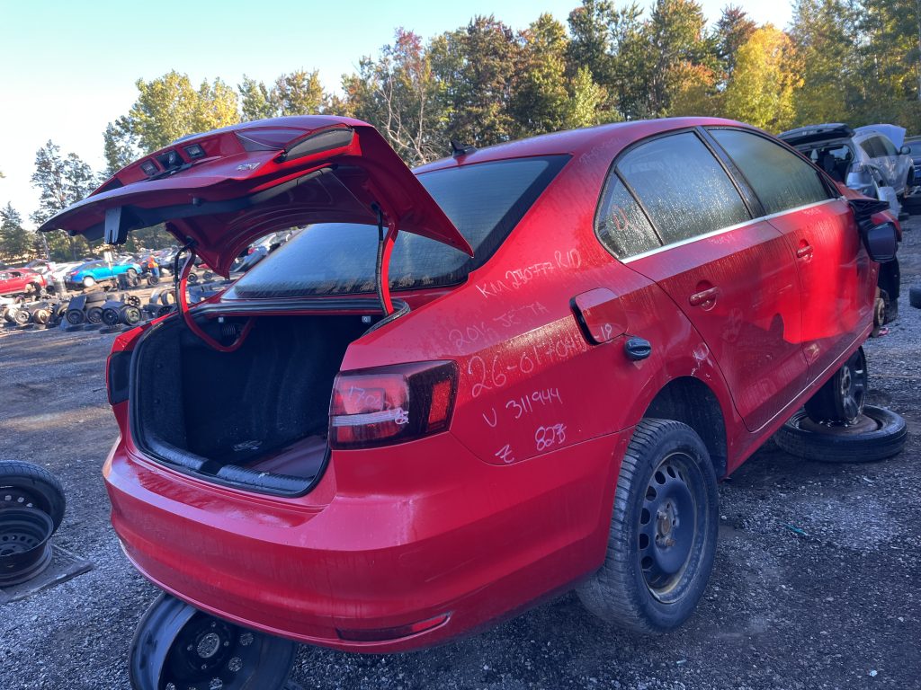 VOLKSWAGEN JETTA 2016