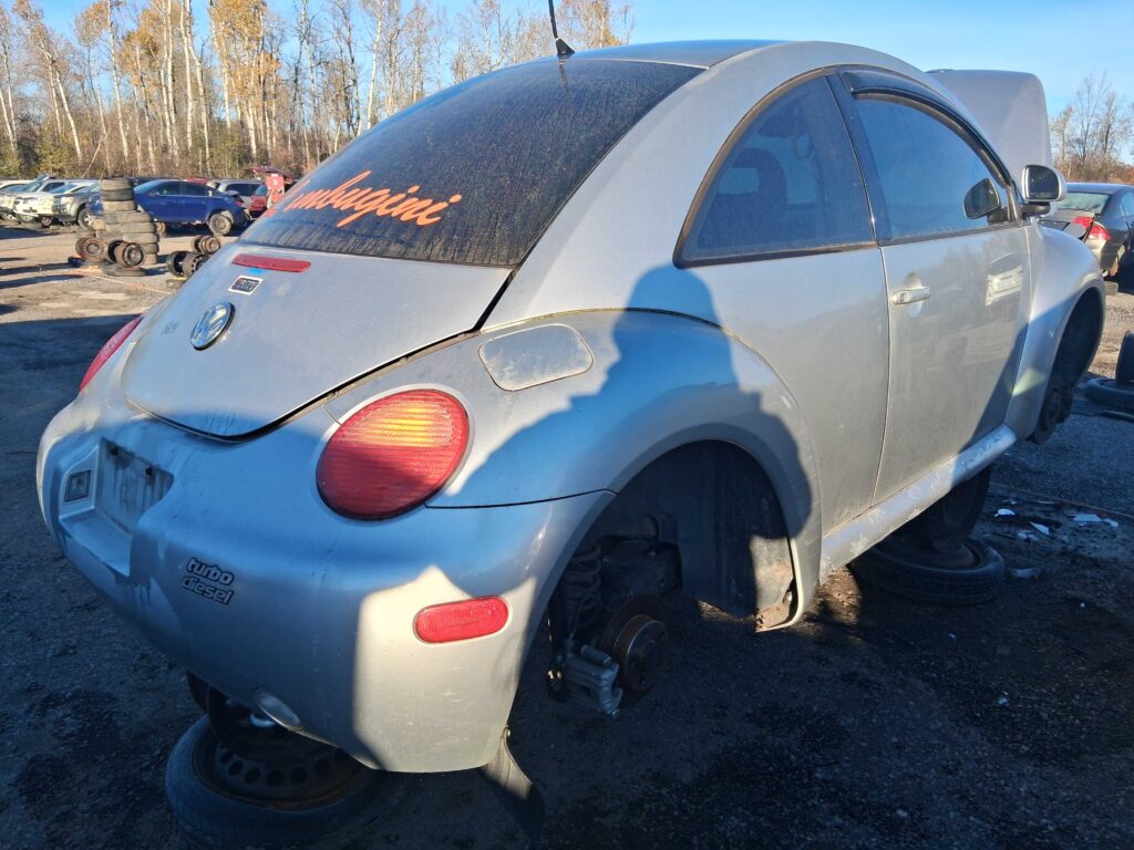 VOLKSWAGEN NEW BEETLE 1998