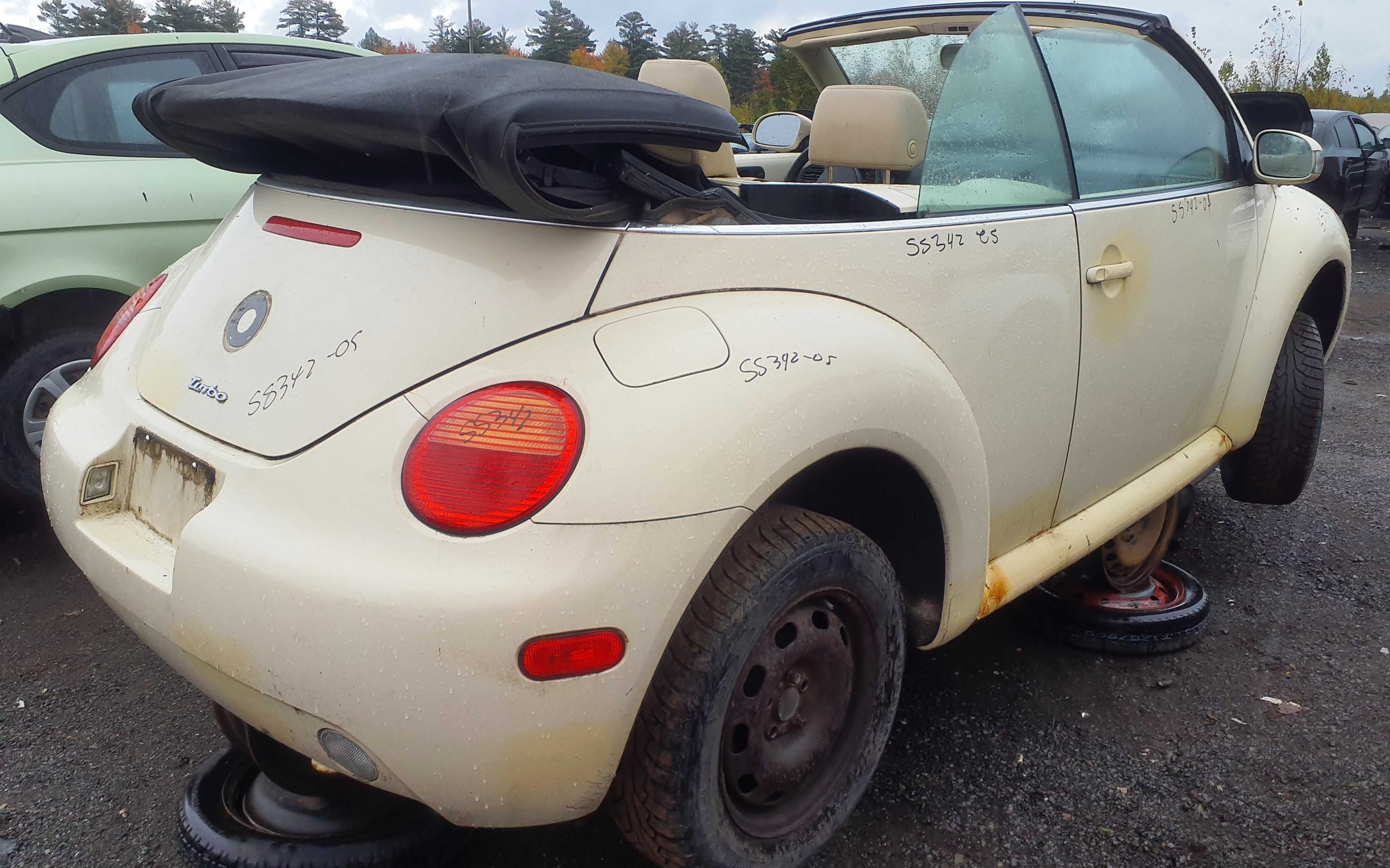 VOLKSWAGEN NEW BEETLE 2005