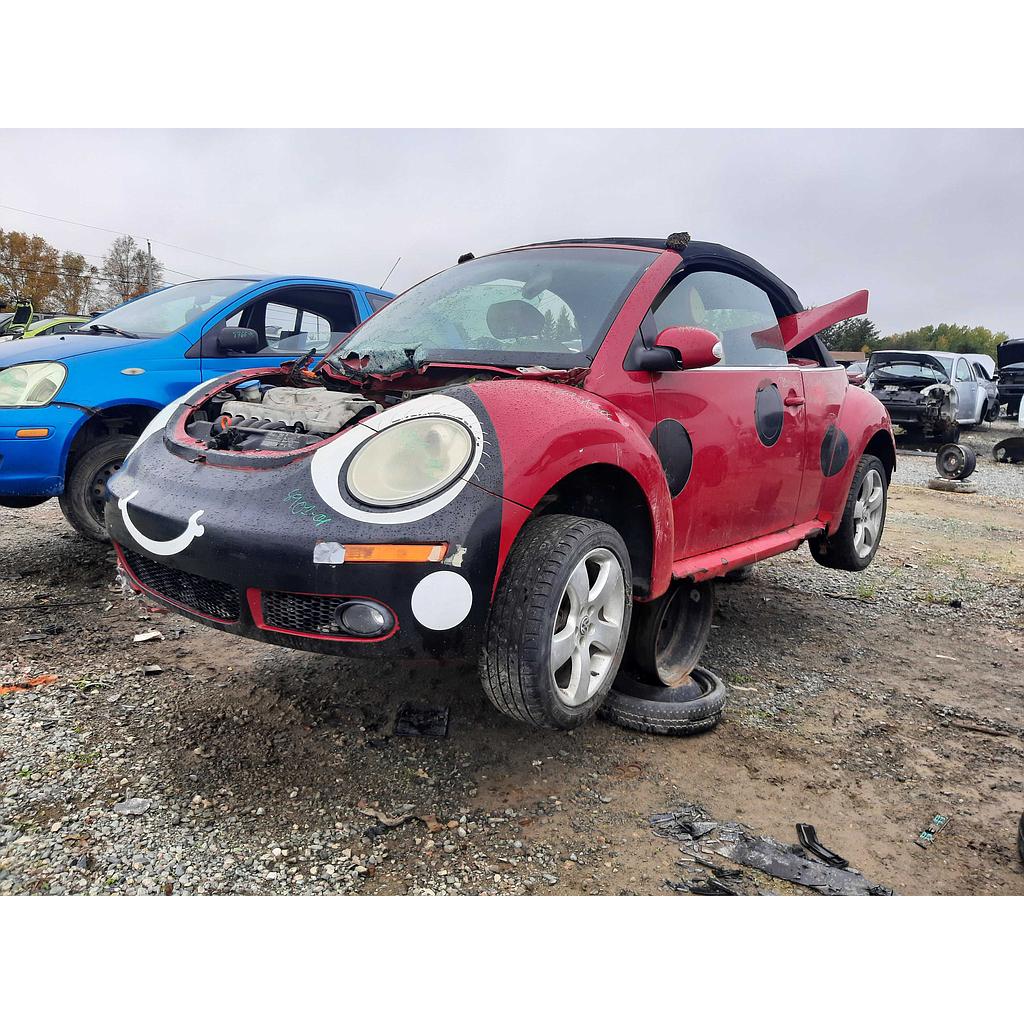 VOLKSWAGEN NEW BEETLE 2006